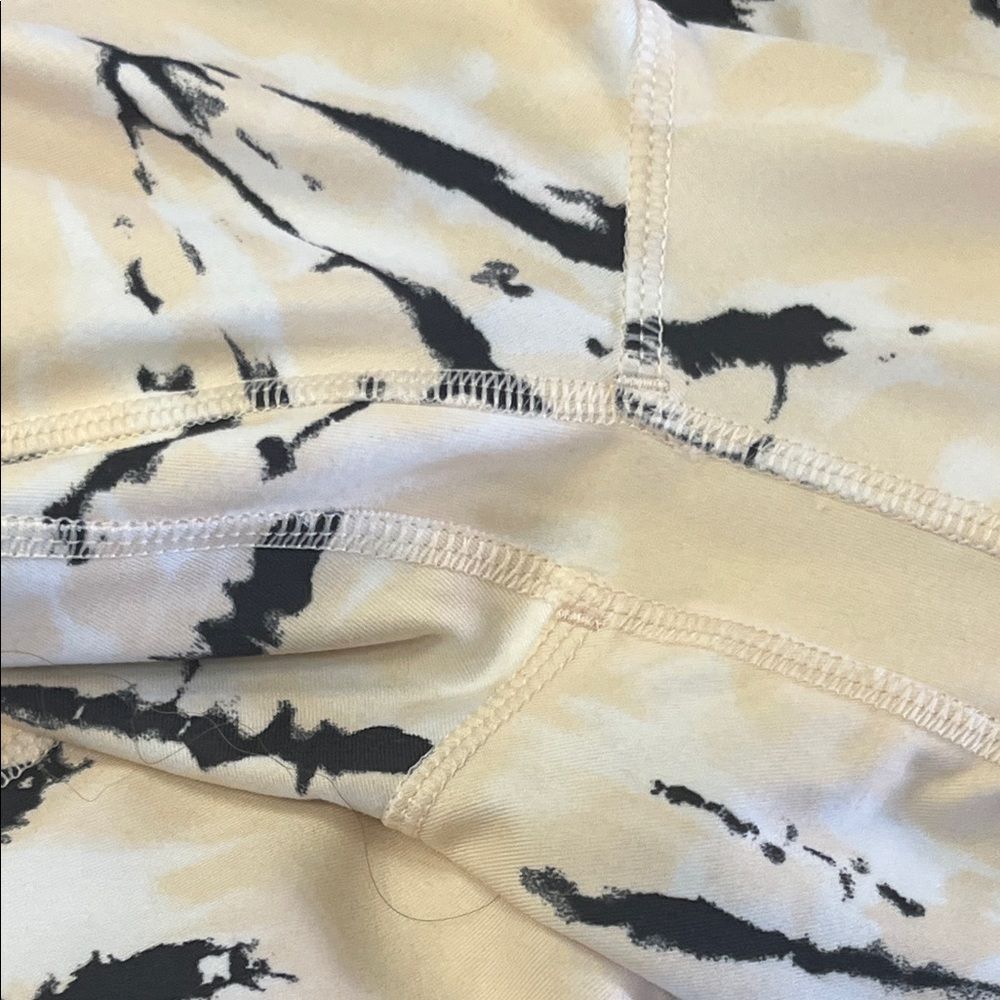 NWOT Women's Nike One Luxe Resort Mid-Rise 7/8 Cream Leggings XL Gym Training - Picture 11 of 11